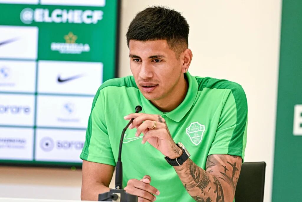 Nico Castro en la Sala de Prensa del estadio Martínez Valero