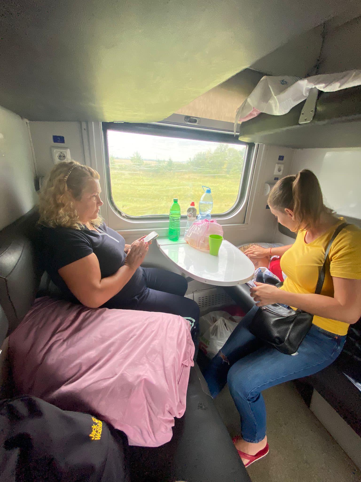 Algunos ucranianos están regresando a su país.