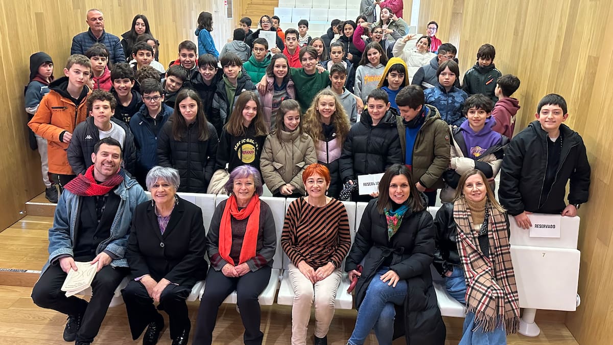 Unha "loitadora que fala do sentimento": Así ven a Rosalía de Castro estudantes de primaria