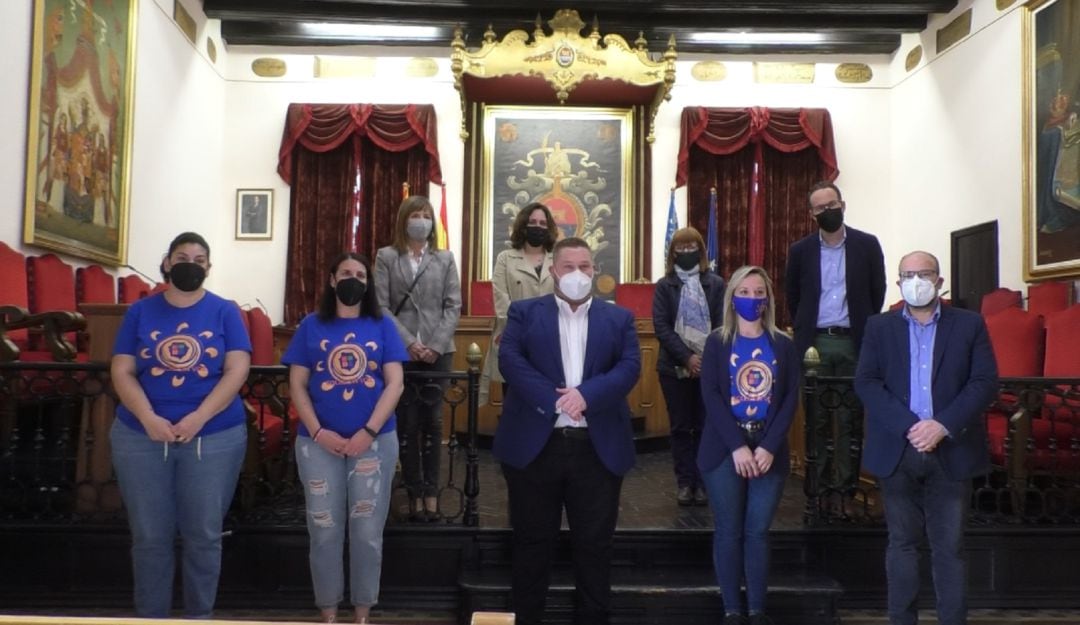 Lectura del manifiesto para concienciar sobre el día del TEA est dos de abril