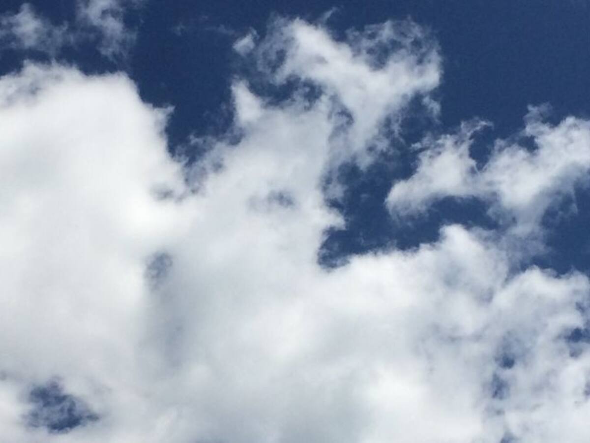 Nubes y posibles lluvias esta mañana. Y cielos despejados, por la tarde