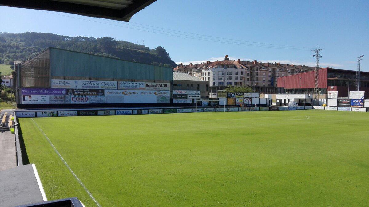 Campo de fútbol Les Caleyes, sede de los partidos del CD Lealtad.