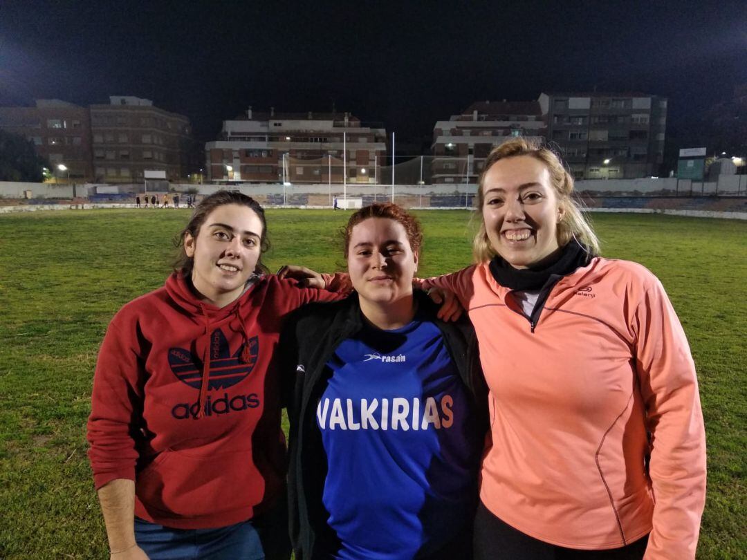 Las Amazonas del Monastil Rugby Elda empiezan a subir peldaños