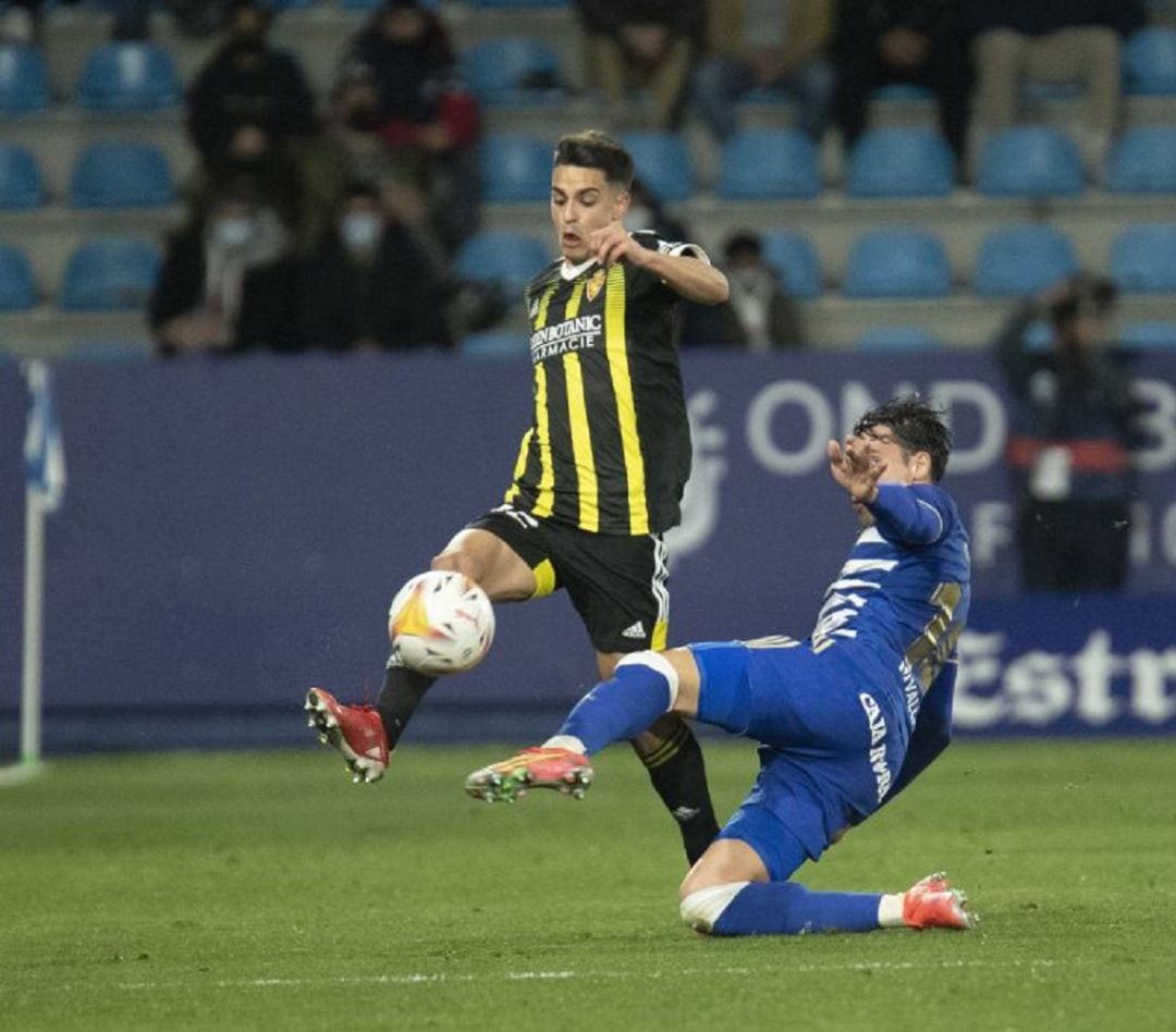 Bermejo, en una acción del partido disputado en El Toralín