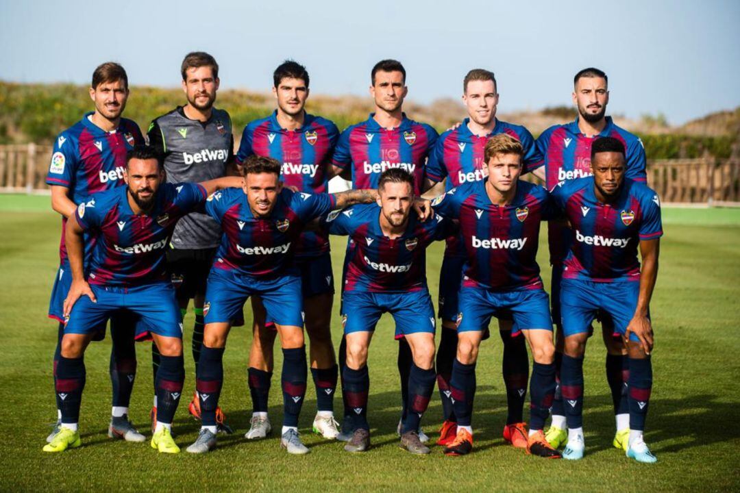 Primer once titular del Levante 2019-20