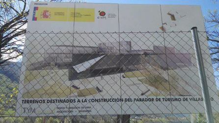 Antiguo cartel proyecto parador de turismo