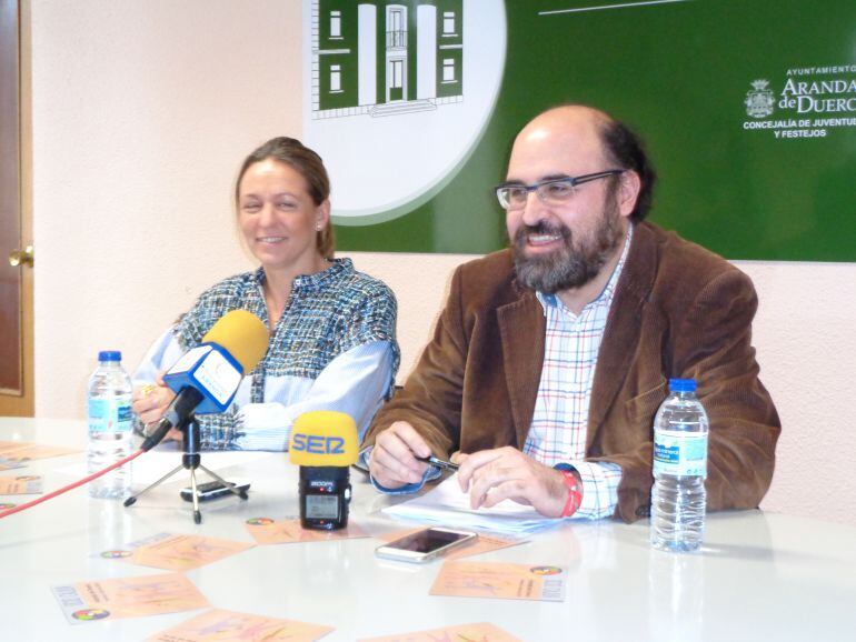 María Ángeles Marín y Máximo López, concejales de Juventud y Acción Social, respectivamente