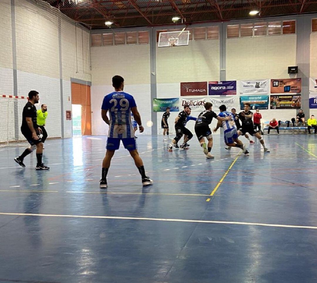 Los de Elda acusaron las bajas ante el Bm. Águilas