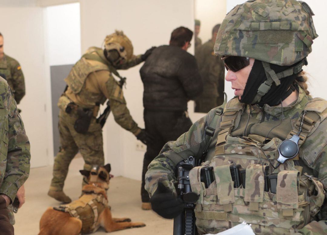 La turiasonense Esmeralda Ruiz ha recibido el galardón ‘Soldado Idoia Rodríguez, mujer en las Fuerzas Armadas’ 