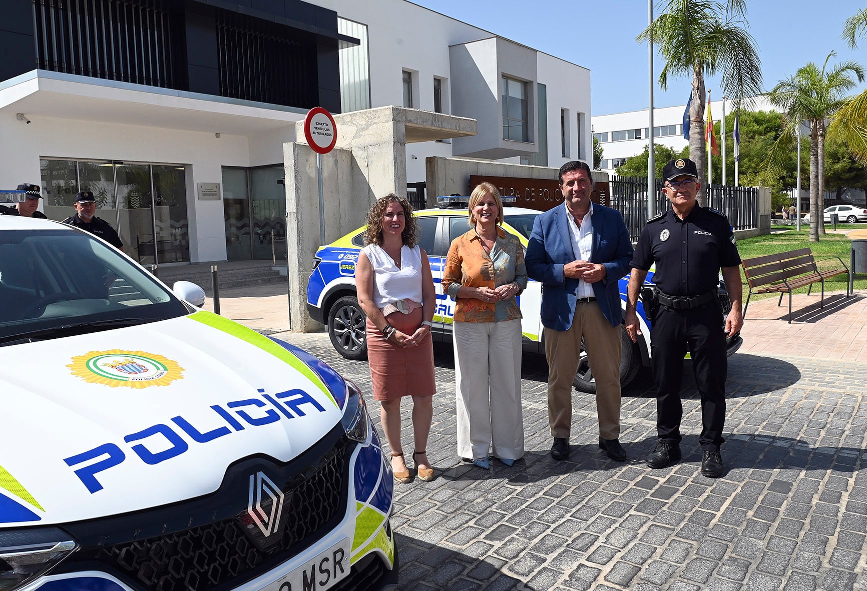 Presentados dos nuevos coches de la Policía Local de Jerez