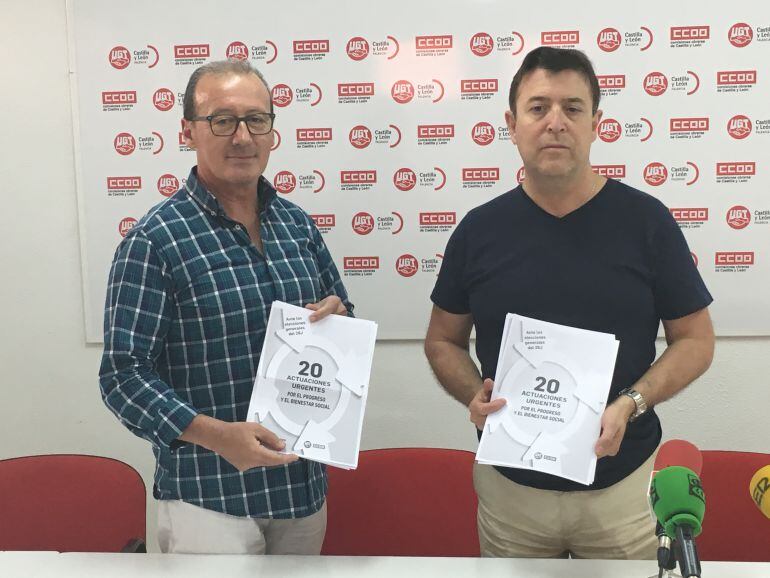 Julián Martínez y Juan Carlos González presentan las 20 medidas urgentes por el progreso y el bienestar social