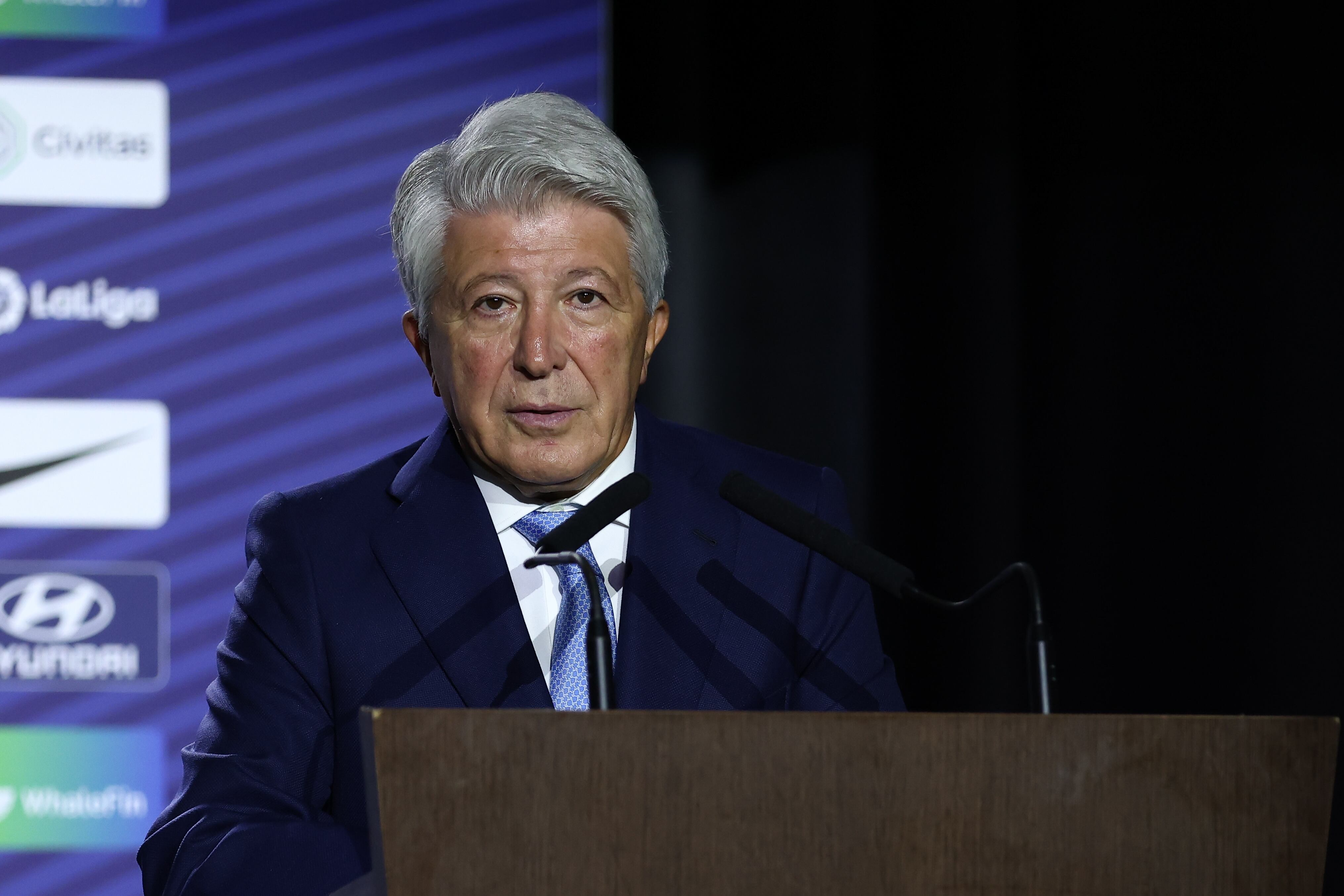 Enrique Cerezo, durante la presentación de Sergio Reguilón.