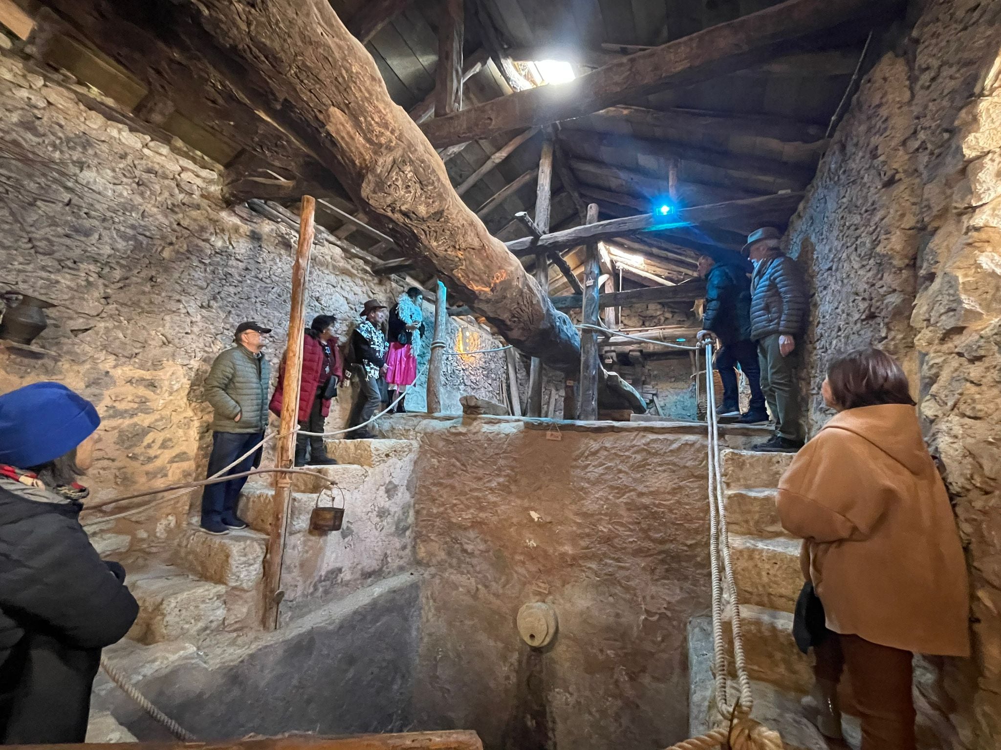 Visita a una bodega del Cotarro en Moradillo de Roa, Carnaval 2023