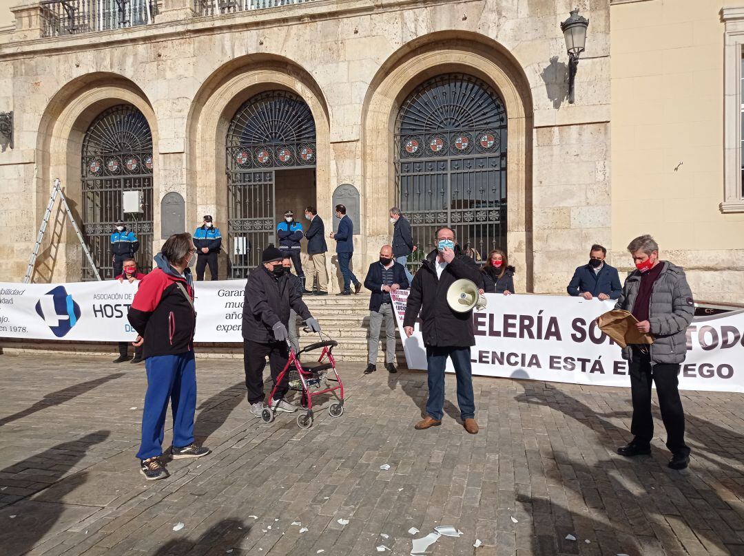 Protesta ante el Ayuntamiento
