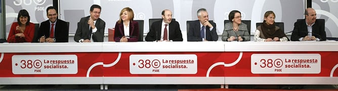 La nueva Ejecutiva Federal del PSOE, con Alfredo Pérez Rubalcaba a la cabeza