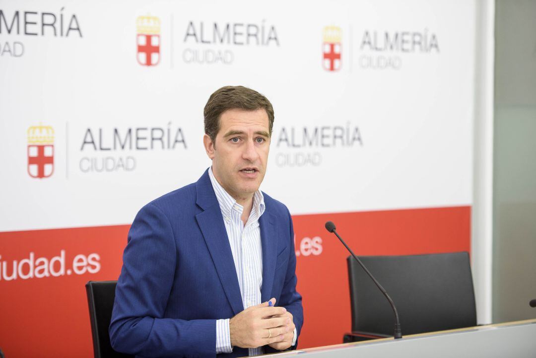 Miguel Ángel Castellón anuncia que deja la política.