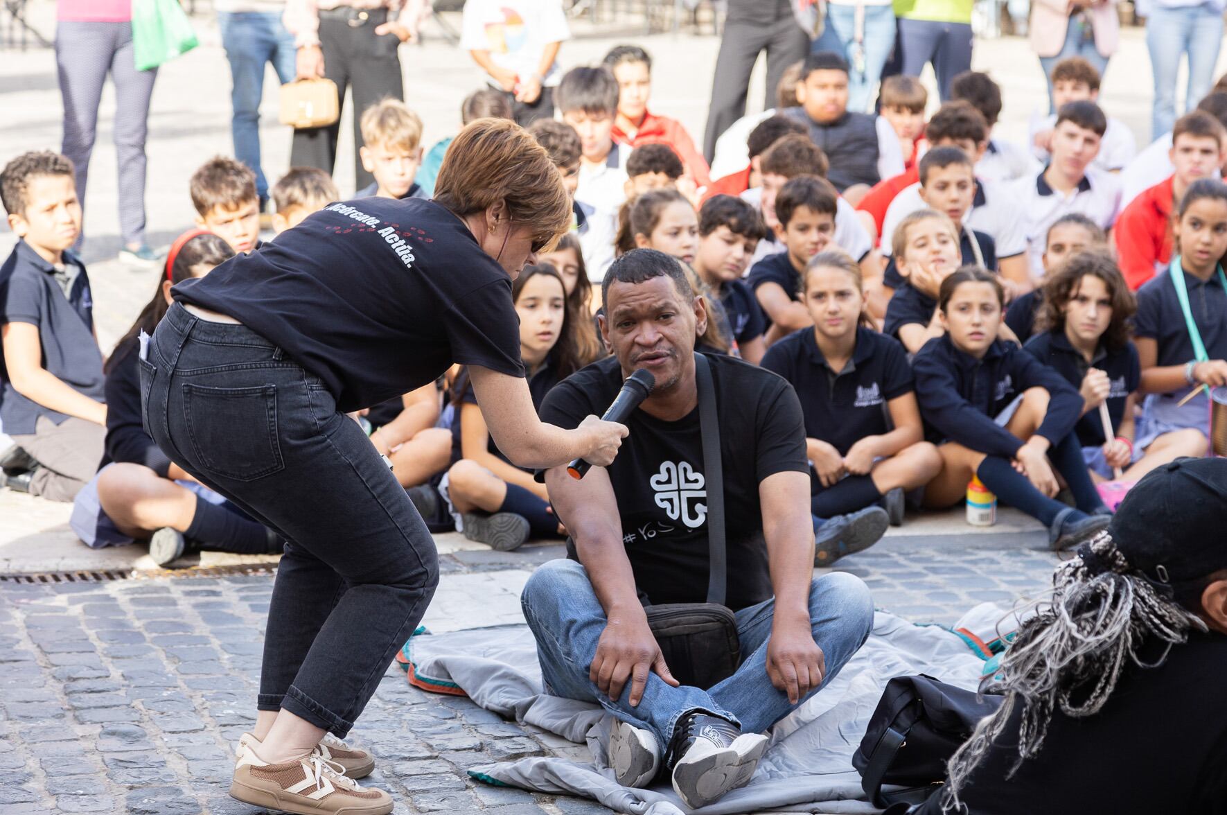 Un momento del acto del Día de las Personas sin Hogar esta mañana, en Gandia