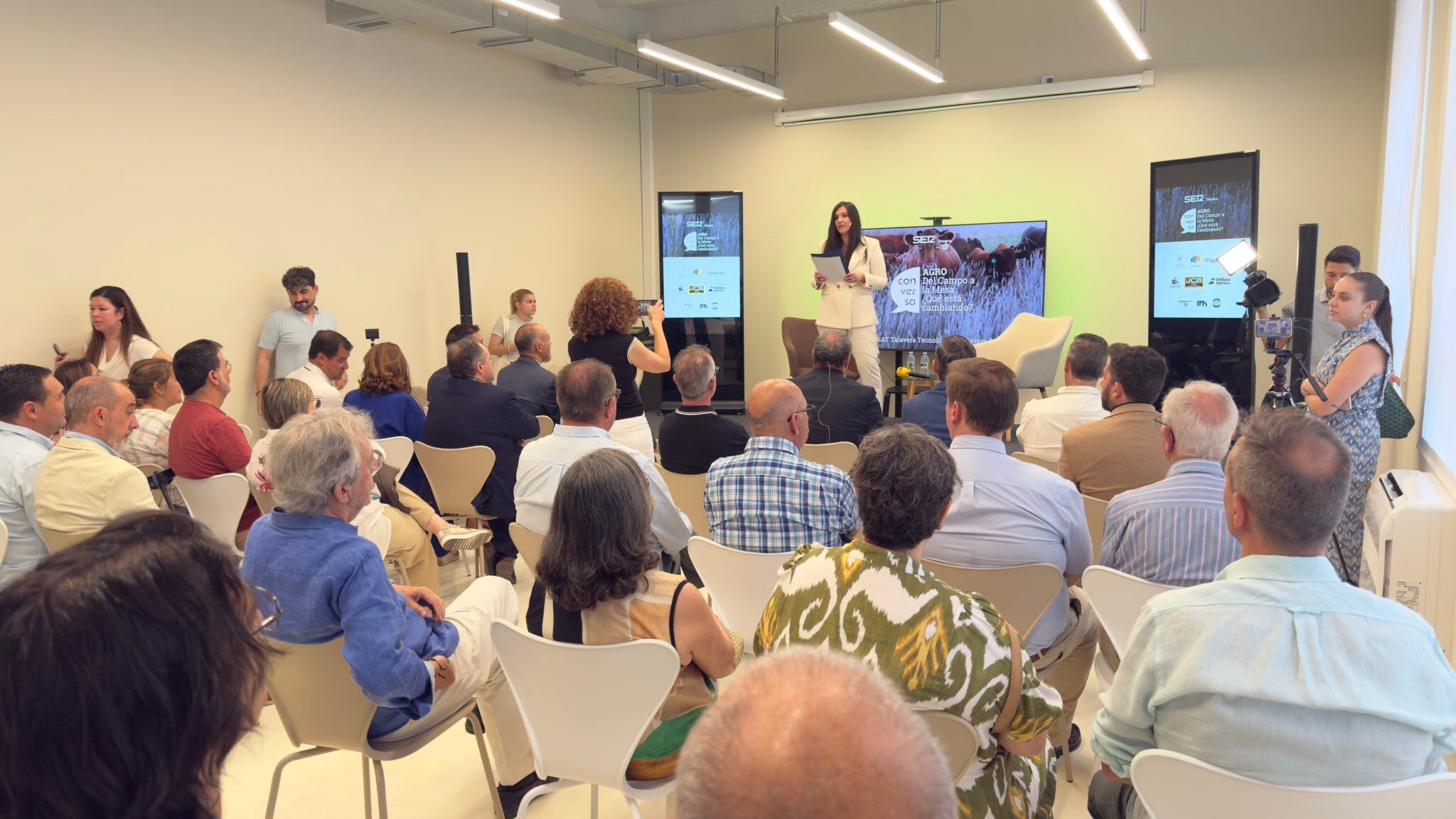 &quot;II Conversa Agro: Del campo a la mesa, ¿qué está cambiando?&quot;