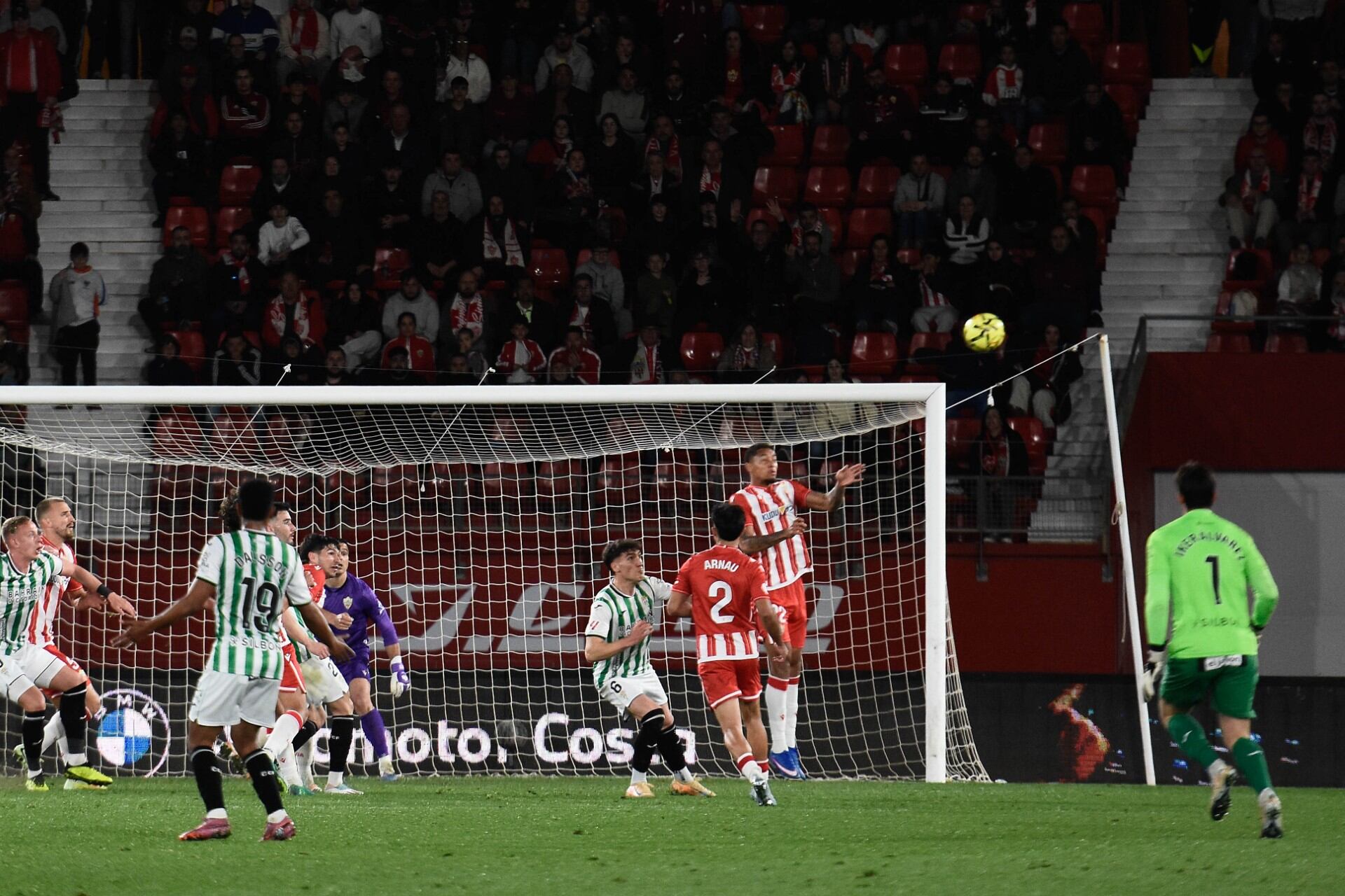 Chirino ha bajado prestaciones en el Almería.