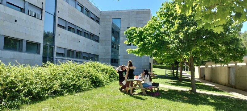 Exterior de la Escuela Politécnica Superior de Huesca