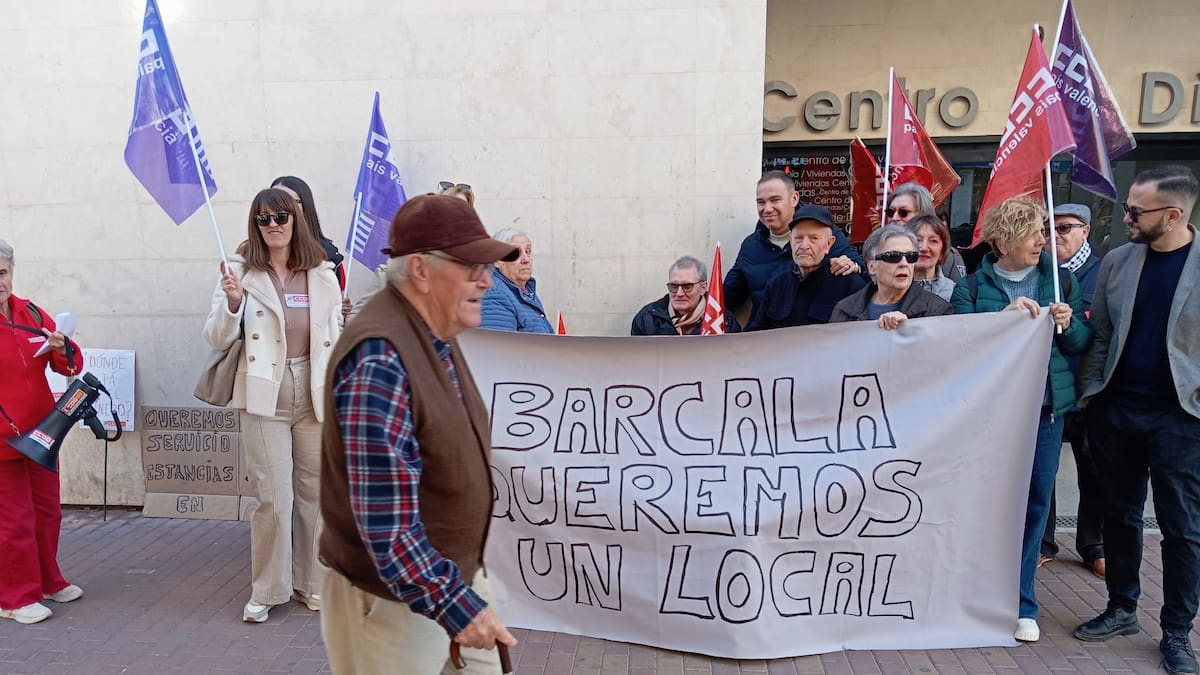 Entrevista a Julia Martínez, delegada de CC.OO en el SED de Plaza América de Alicante, sobre la protesta del próximo 17 de febrero