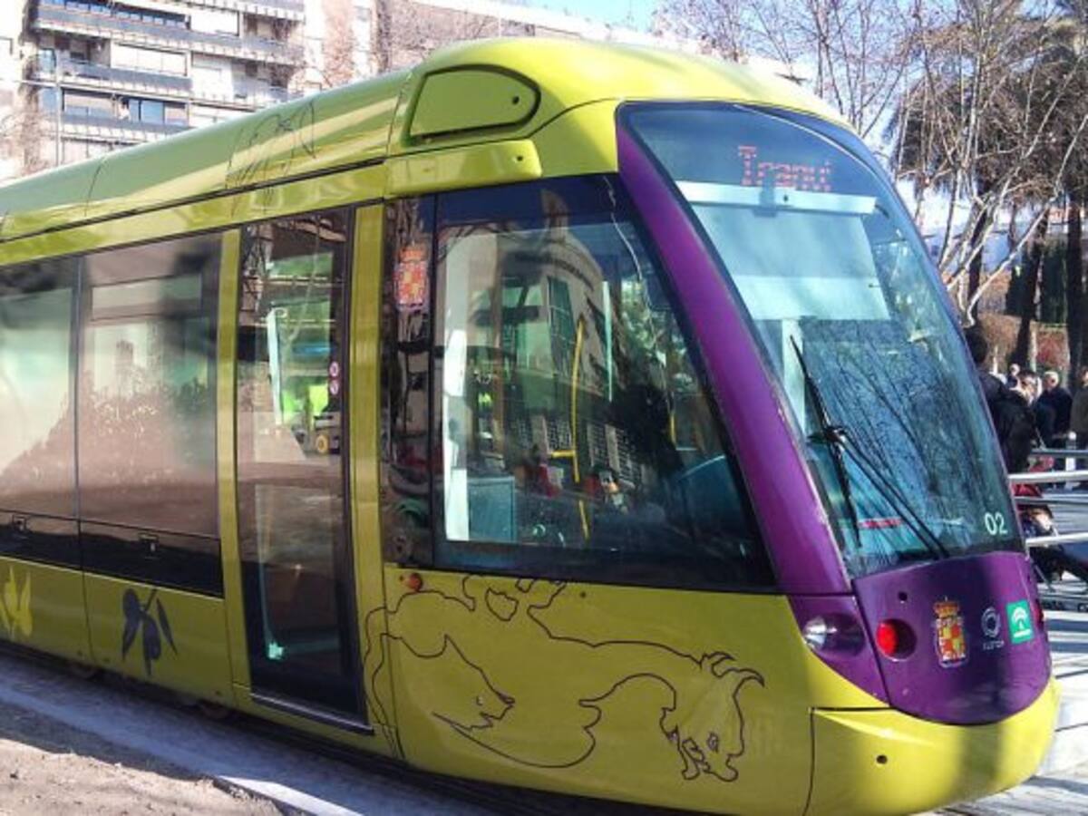 Más retrasos para el tranvía