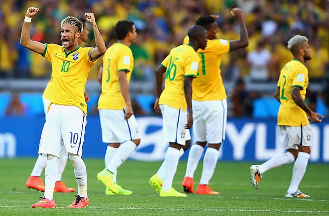 Neymar celebra el triunfo en octavos