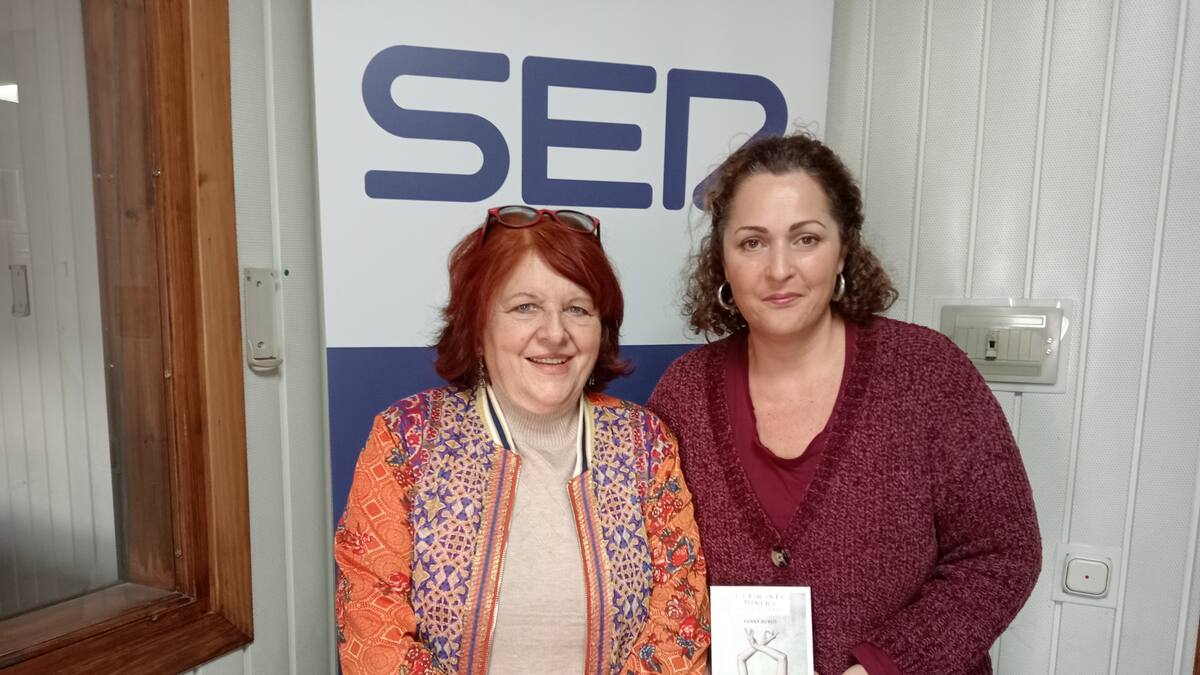 Fanny Rubio presenta en Linares su libro "La taranta minera. El canto de la roca"