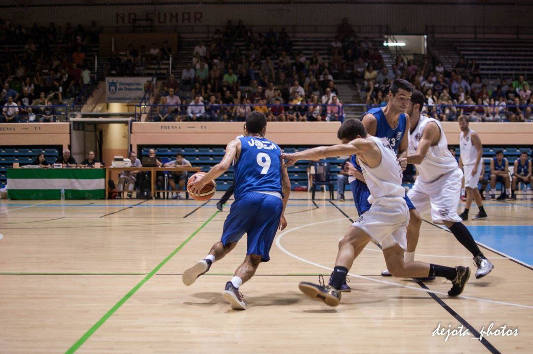 Un momento de un partido