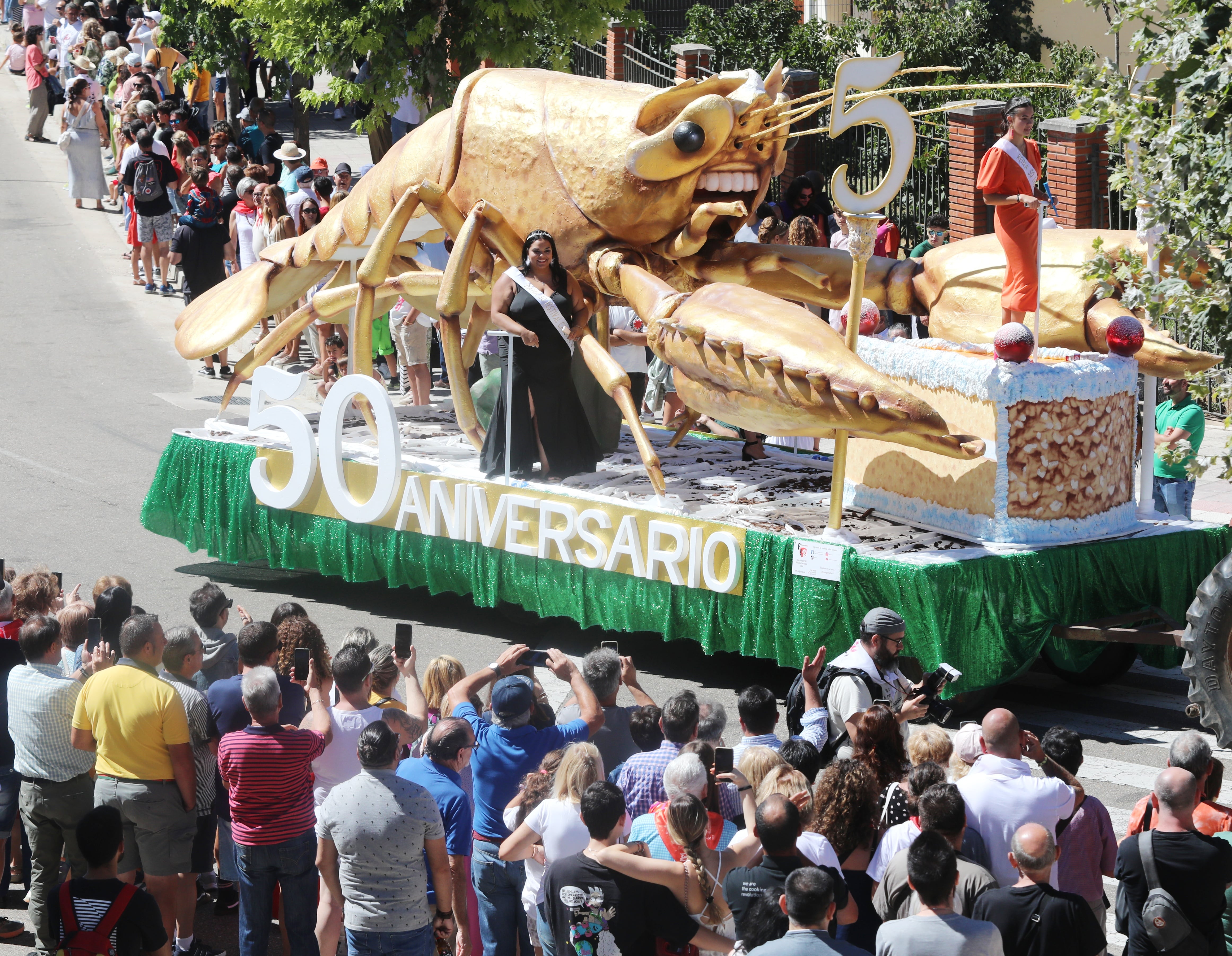 Herrera de Pisuerga celebra la quincuagésima edición del Festival Nacional de Exaltación del Cangrejo de Río, declarado como Fiesta de Interés Turístico Regional