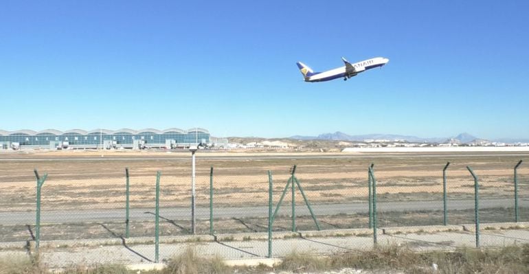 Aeropuerto Alicante-Elche Miguel Hernández