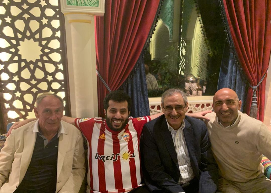 Zdenek Zeman, Turki Al-Skeikh, Ángel Cappa y Abelardo