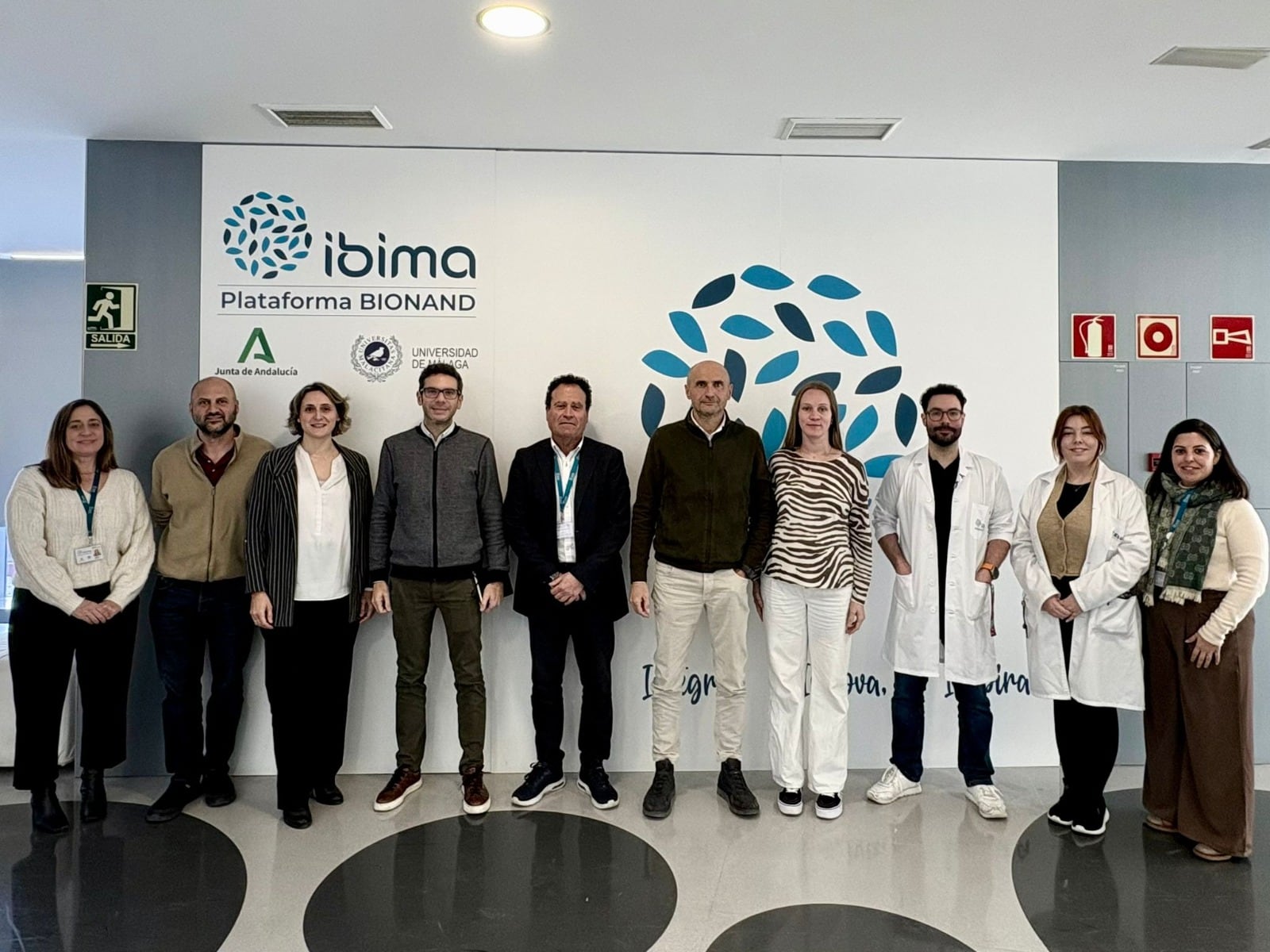 La participación de IBIMA, con un presupuesto de 45.000 euros, se canaliza a través de la Estructura Científico-Técnica de Apoyo a la Investigación de Histología, coordinada por los investigadores Iván Durán y Alejandro Domínguez Moreno