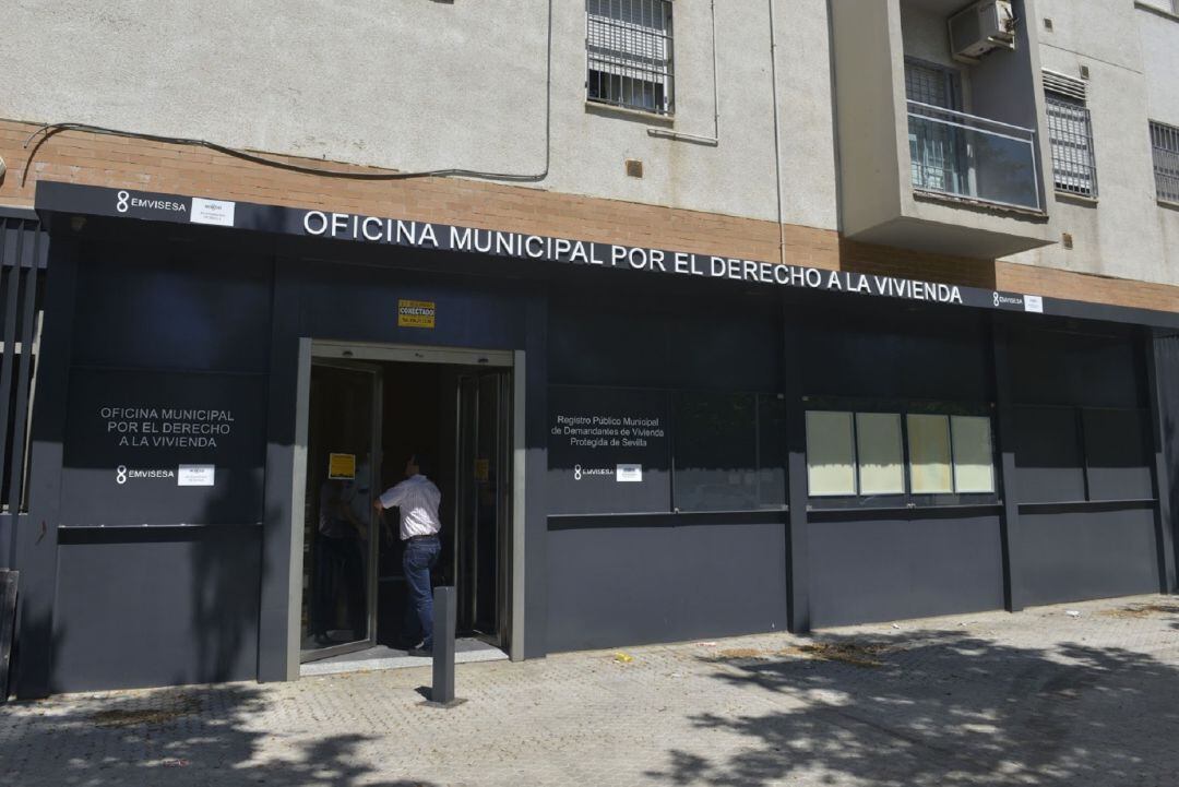 Oficina municipal por el Derecho a Vivineda, gestionada por Emvisesa