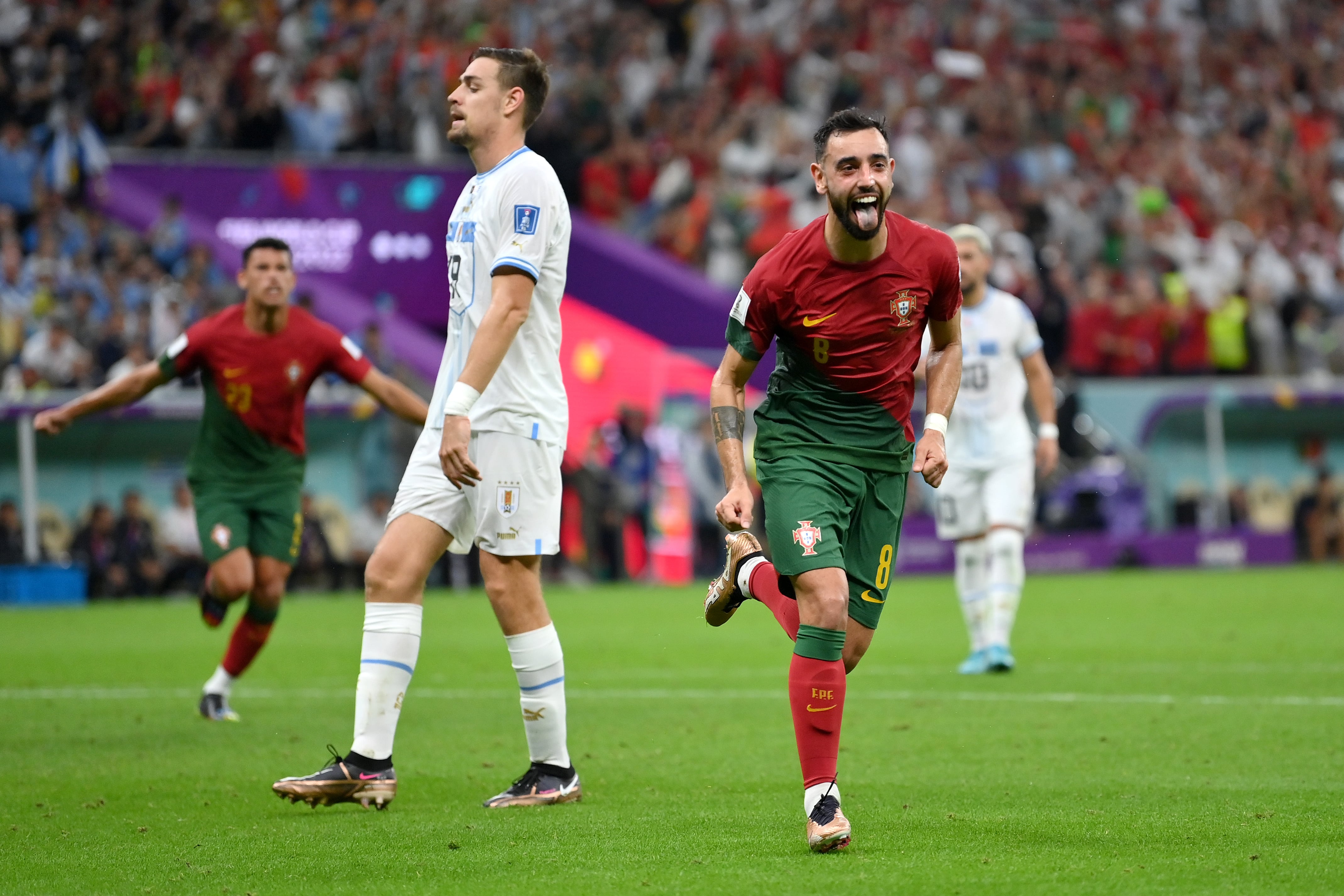 Bruno Fernandes celebra su segundo tanto ante Uruguay.