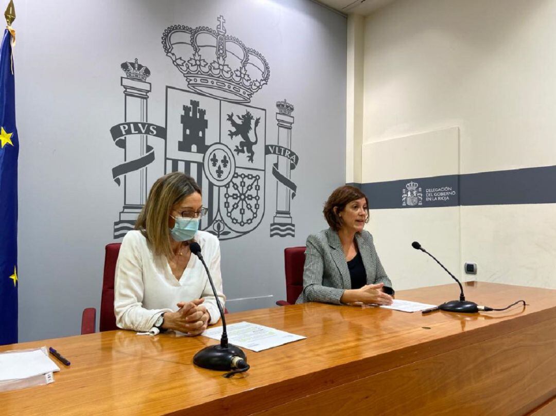 La delegada del Gobierno en La Rioja, María Marrodán, y la jefa de la Unidad de Coordinación contra la Violencia contra la Mujer, Flor Moral