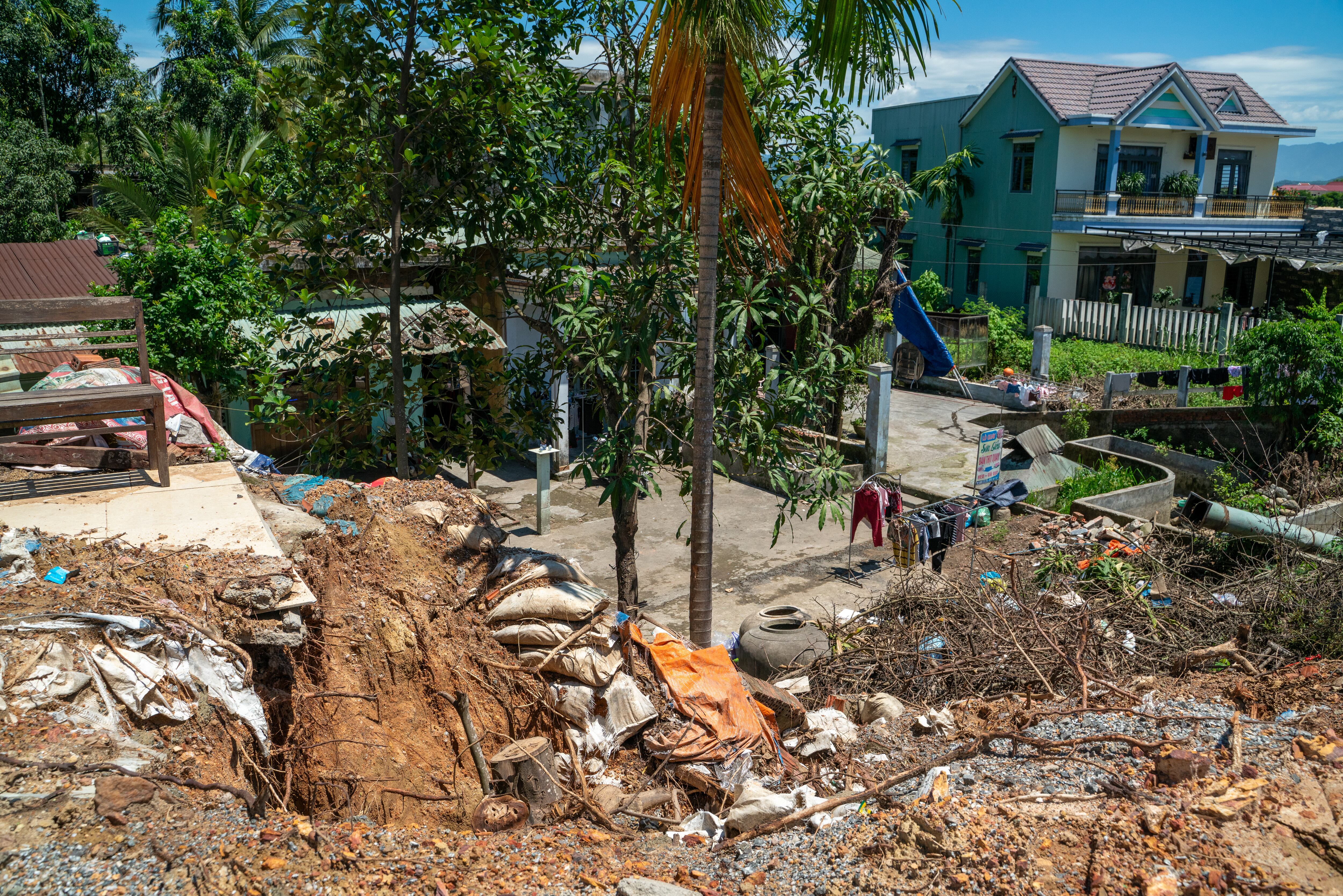 Las consecuencias del tifón Wutip, que arrasó parte del centro de Vietnam en junio de 2025.