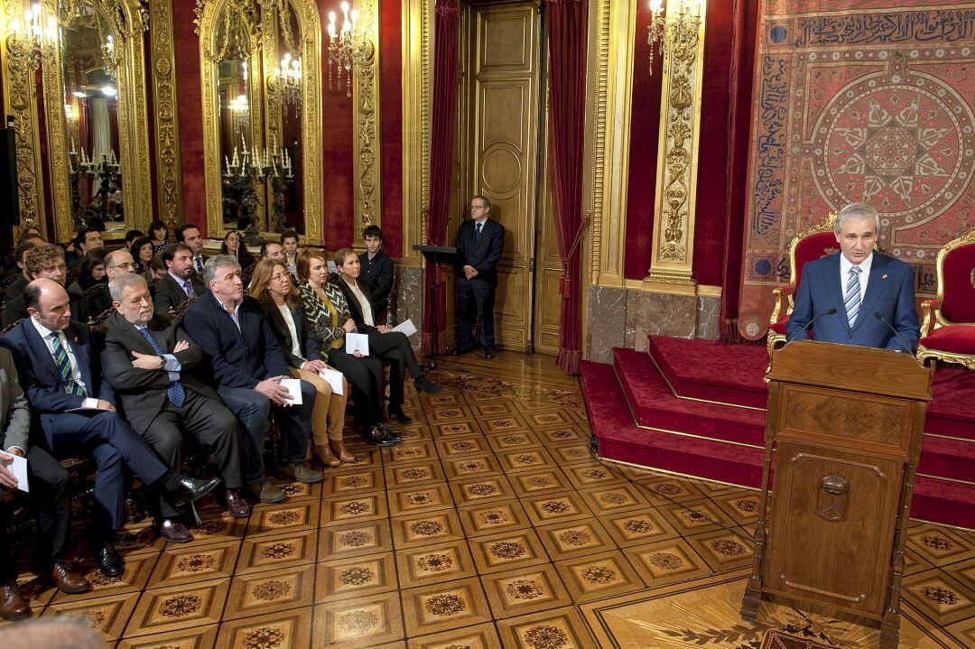 Mikel Aranburu, consejero de Hacienda, en el acto conmemorativo del aniversario del Convenio Económico