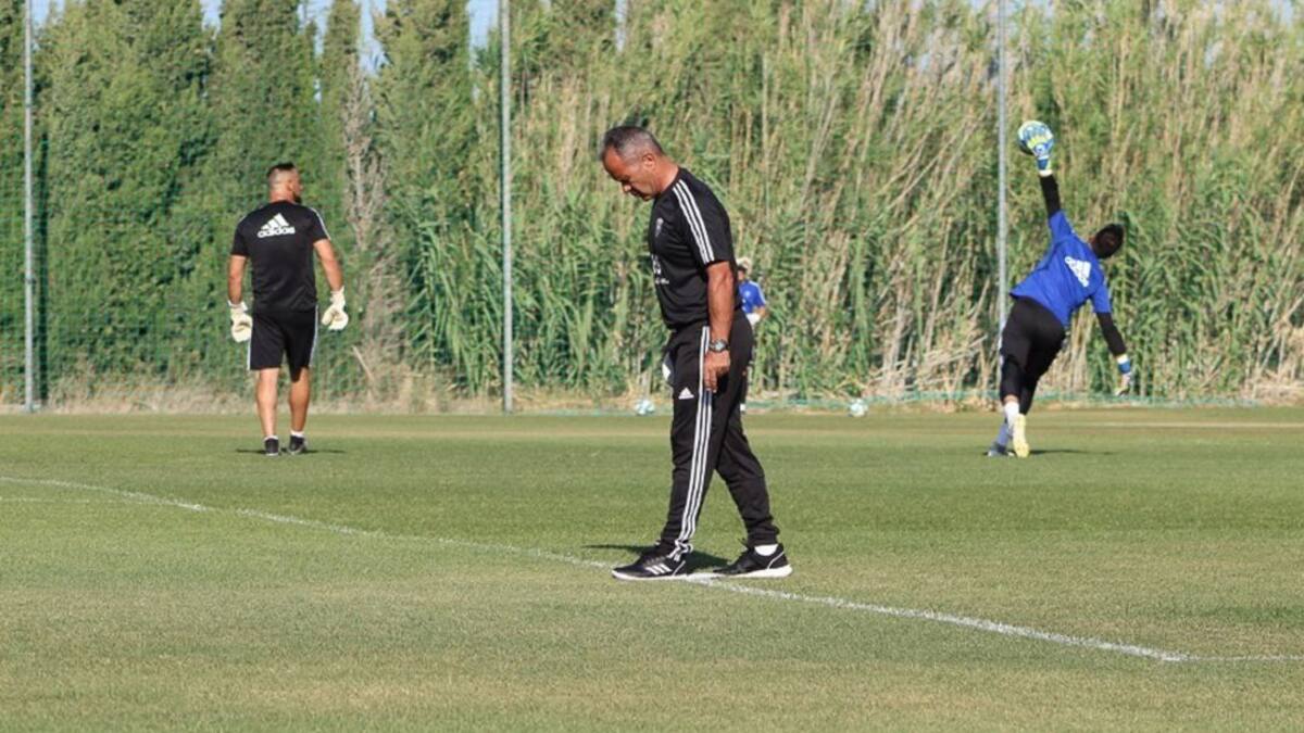 Álvaro Cervera: "Siento que el nivel sobre mí y sobre el equipo es mayor que el de otros años".