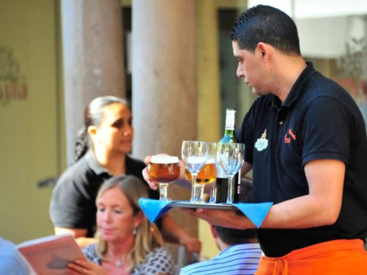 El sueldo de los canarios es el segundo más bajo de España