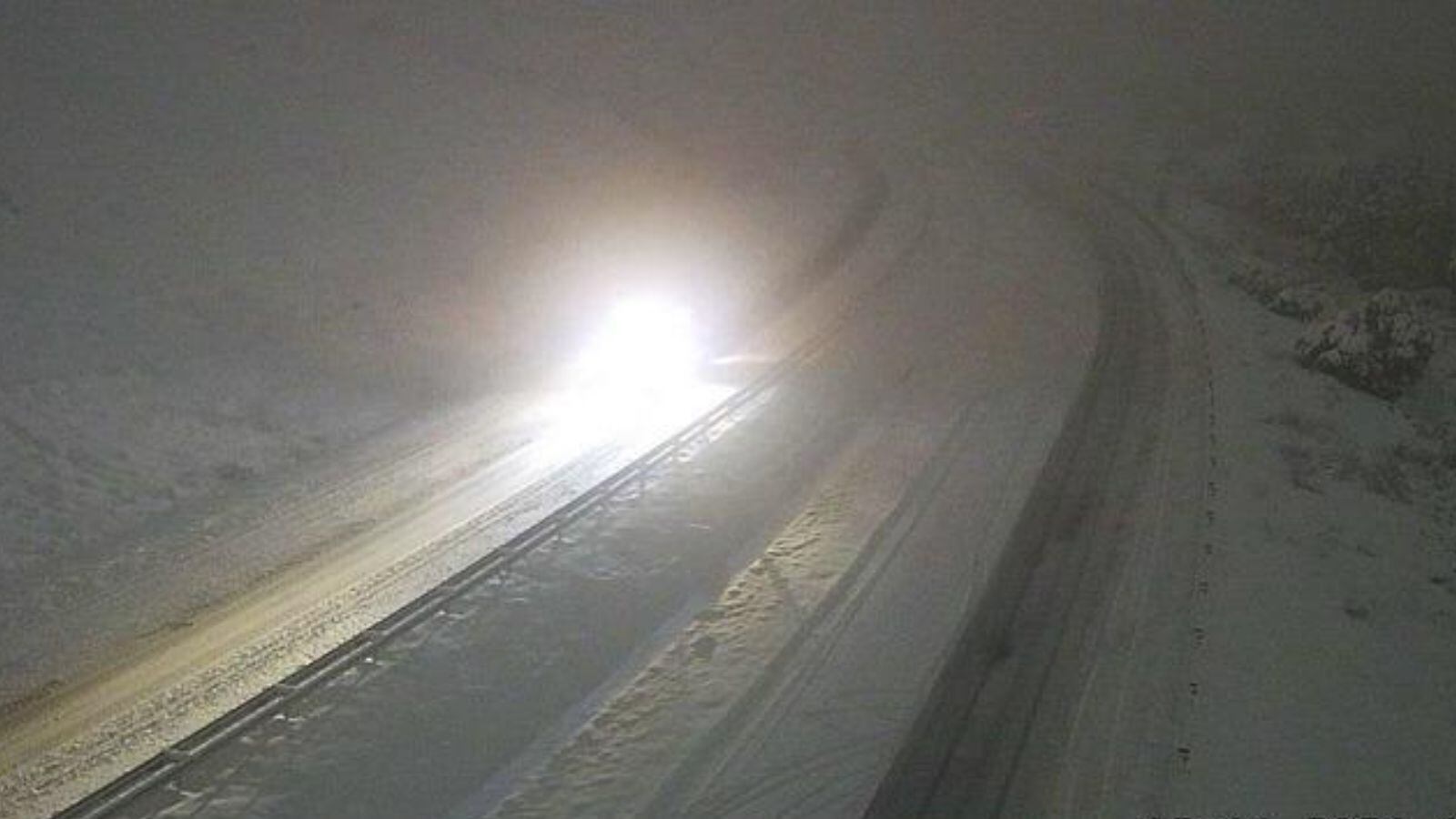 Imagen de archivo de una de las cámaras de tráfico de la Autovía A-42, a su paso por la ciudad de Toledo, durante la borrasca Filomena