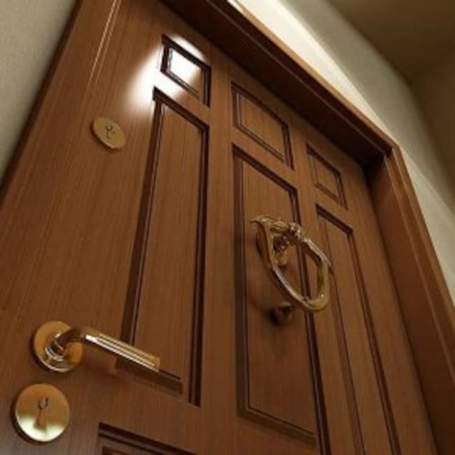 L'Ajuntament de la Bisbal d'Empordà recomana protegir-se de les ocupacions