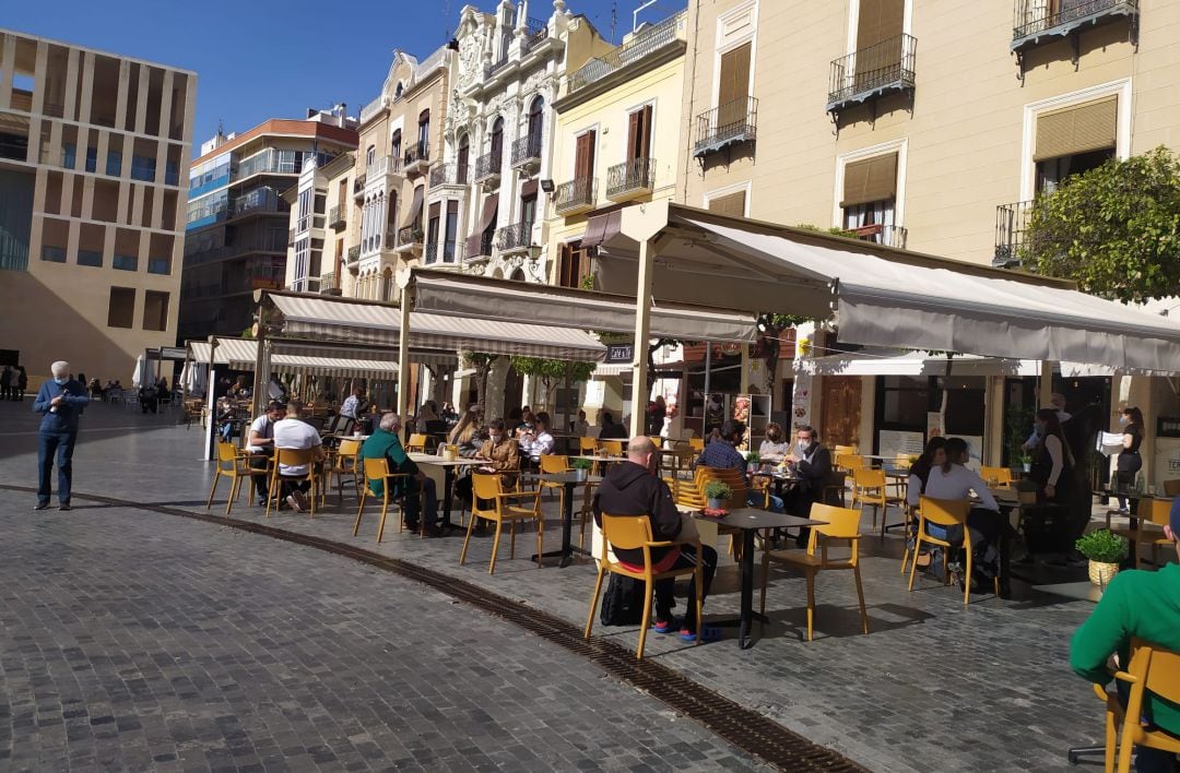 Terrazas en el centro de Murcia