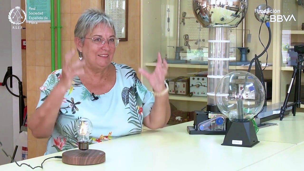 Isabel Abril, Catedrática de Física Aplicada de la Universidad de Alicante