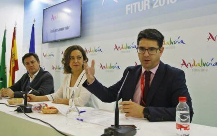 Isabel Ambrosio y Pedro García, en una de las presentaciones