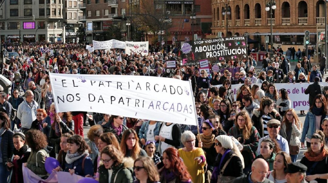 Imagen de la manifestación en València del 25-N de 2018 con motivo del Día Internacional contra la Violencia hacia las Mujeres
