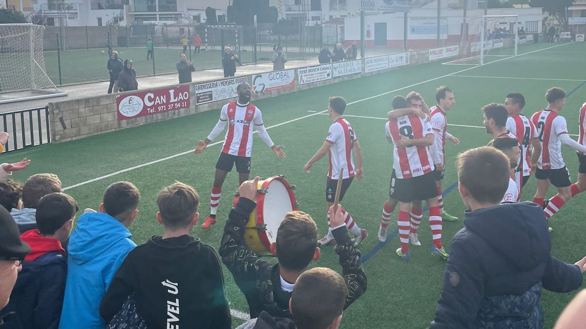 El Mercadal confirma la permanència a la tercera divisió malgrat perdre a Binissalem