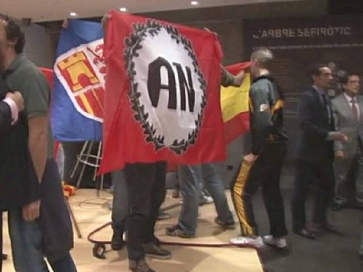 D'acusats a candidats