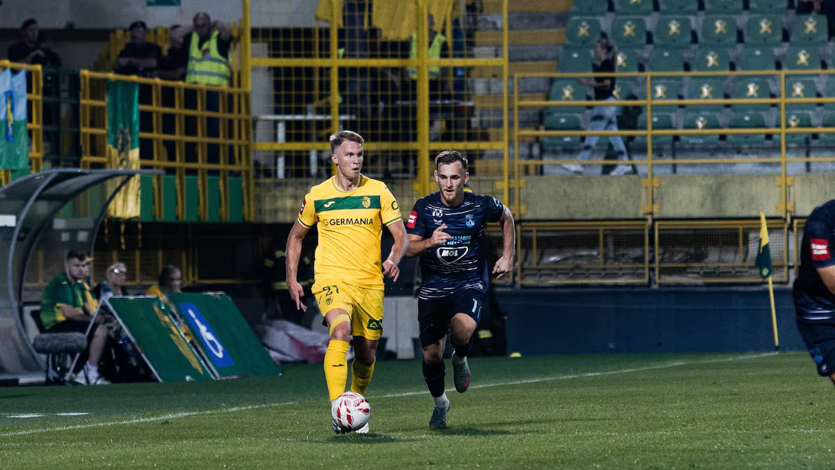 Ville Koski con el NK Istra.