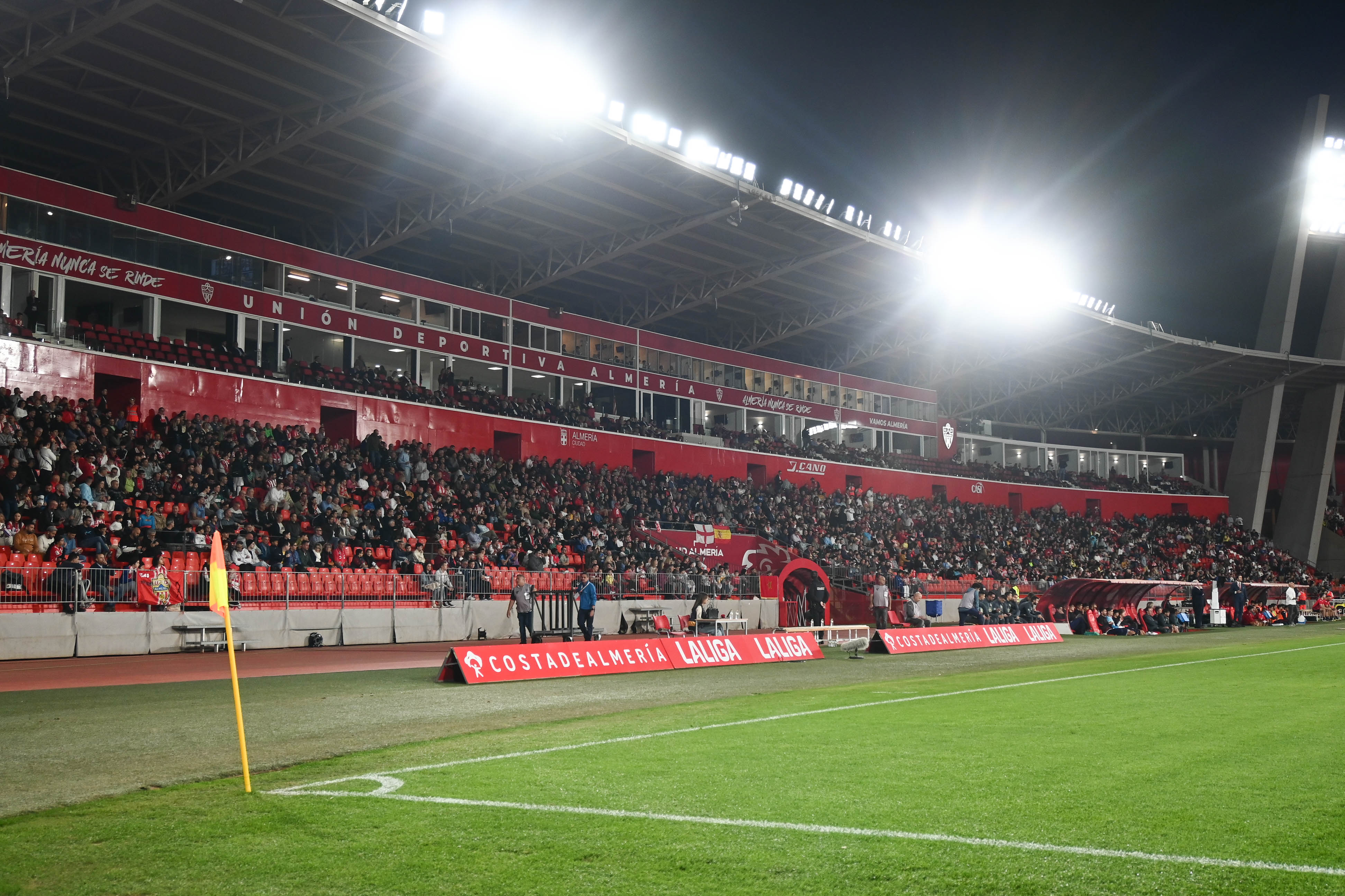 El Almería tiene una afición de Primera División.